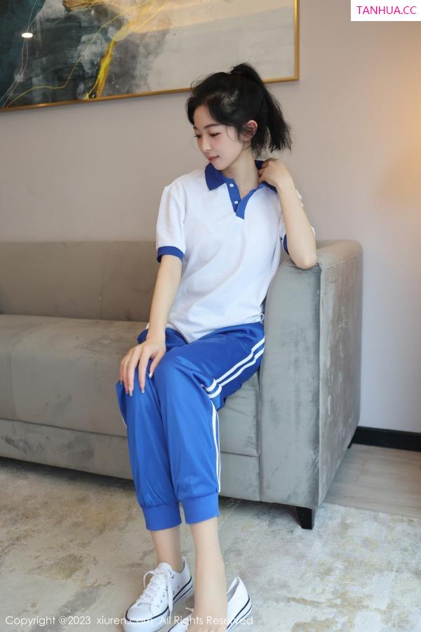 刘蓝蔻 Eva_茜茜 [XiuRen]高清写真图 2023.06.05 No.6855 茜茜Kimi 学妹装美腿第19张图片